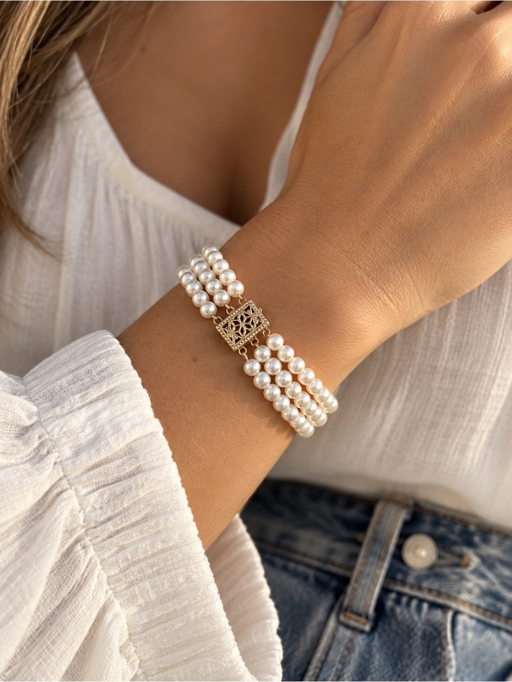 Vintage 14k Gold Cultured pearl 3 strand Bracelet